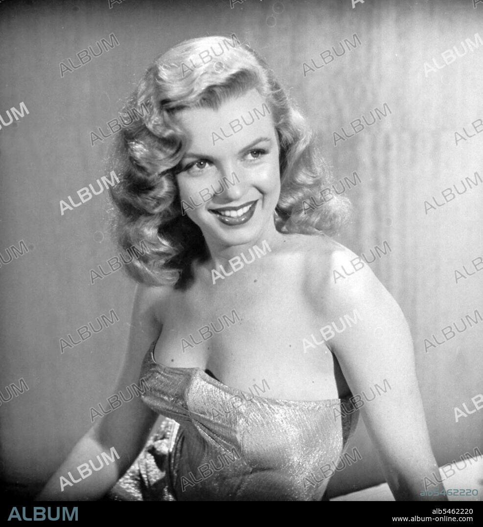 NORMA JEAN BAKER. MARILYN MONROE in LOVE HAPPY, 1949, directed by DAVID MILLER. Copyright UNITED ARTISTS.