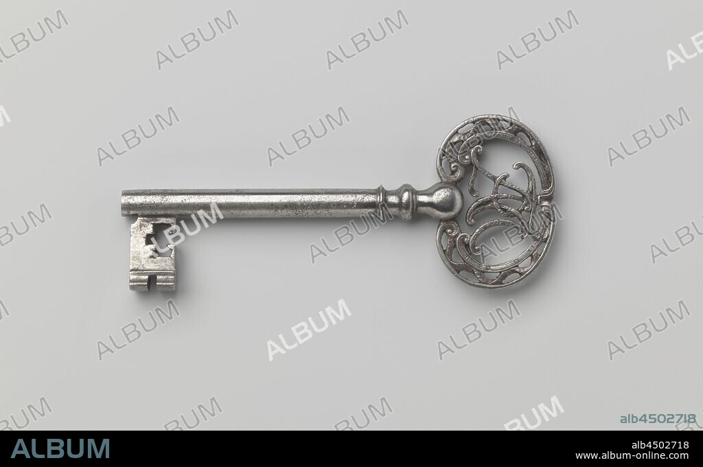 Key, in the ring the initials P.L.M.F.A., c. 1400 - c. 1950, iron (metal), l 12.1 cm × w 4.7 cm.