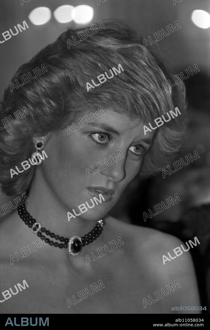 Princess Diana during the evening programme at the National Theater as Mozart's The Marriage of Figaro is on break at the Munich Opera, 1987. Princess Diana during the evening programme at the National Theater as Mozart's The Marriage of Figaro is on break at the Munich Opera, 1987.