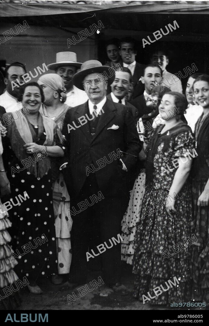 Alejandro Lerroux, jefe del Gobierno, en el Rocío. Año 1935. Foto Serrano. Publicada el 14 de junio de 1935.