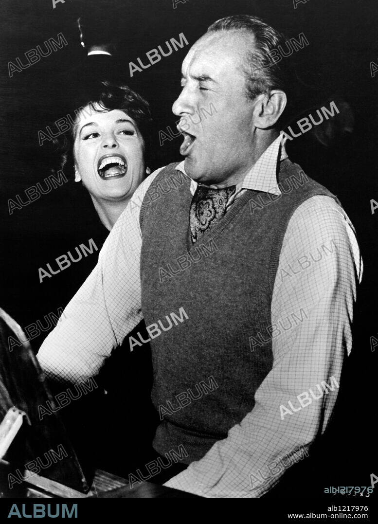 BARBARA SHELLEY and GEORGE SANDERS in VILLAGE OF THE DAMNED, 1960. Copyright M.G.M.