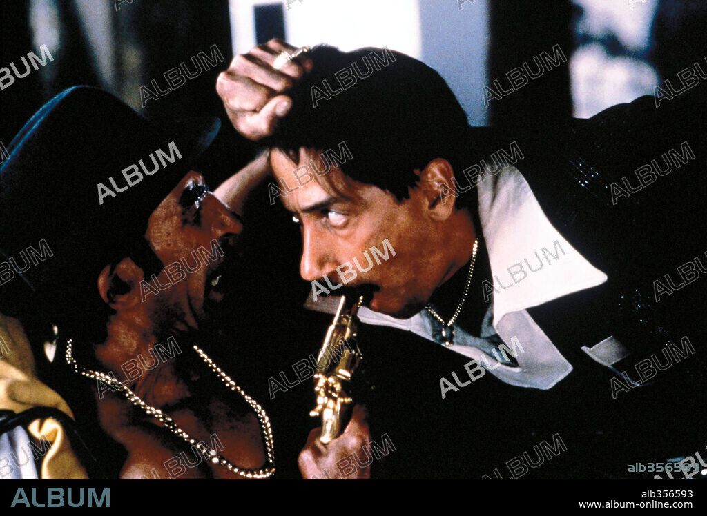 BLACK CAT, WHITE CAT, 1998 (CRNA MACKA, BELI MACOR), directed by EMIR KUSTURICA. Copyright OCTOBER FILMS.