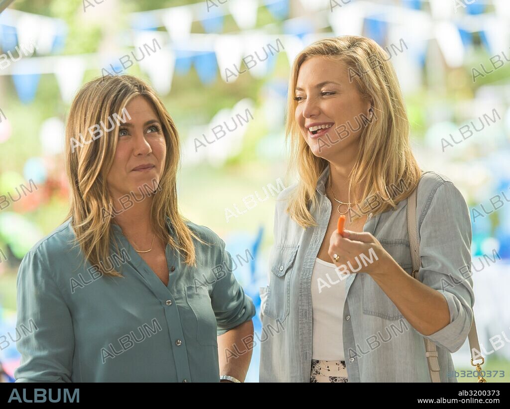 JENNIFER ANISTON y KATE HUDSON en FELIZ DIA DE LA MADRE, 2016 (MOTHER'S DAY), dirigida por GARRY MARSHALL. Copyright APERTURE MEDIA PARTNERS/CAPACITY PICTURES/GULFSTREAM PICTURE.