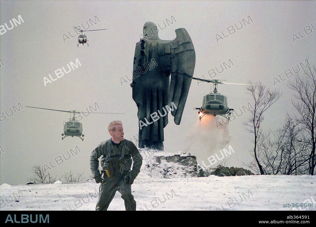 OWEN WILSON en TRAS LA LÍNEA ENEMIGA, 2001 (BEHIND ENEMY LINES), dirigida por JOHN MOORE. Copyright DAVIS ENTERTAINMENT / VOLLMER, JURGEN.