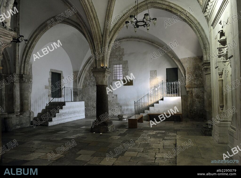 ISRAEL. JERUSALEN. CENACULO. Vista de la sala donde JESUCRISTO celebró la ULTIMA CENA, junto a los apóstoles. Lugar donde ser reunían los apóstoles después resurrección de Jesús y donde se apareció el Espíritu Santo durante el Pentecostés. Ubicado en el recinto franciscano del siglo XIV, Monte Sion. Interior.