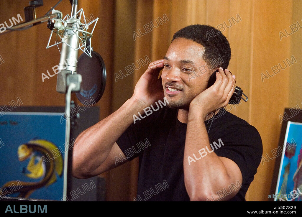 WILL SMITH en EL ESPANTATIBURONES, 2004 (SHARK TALE), dirigida por BIBO BERGERON y VICKY JENSON. Copyright DREAMWORKS SKG / LIEBOWITZ, E.