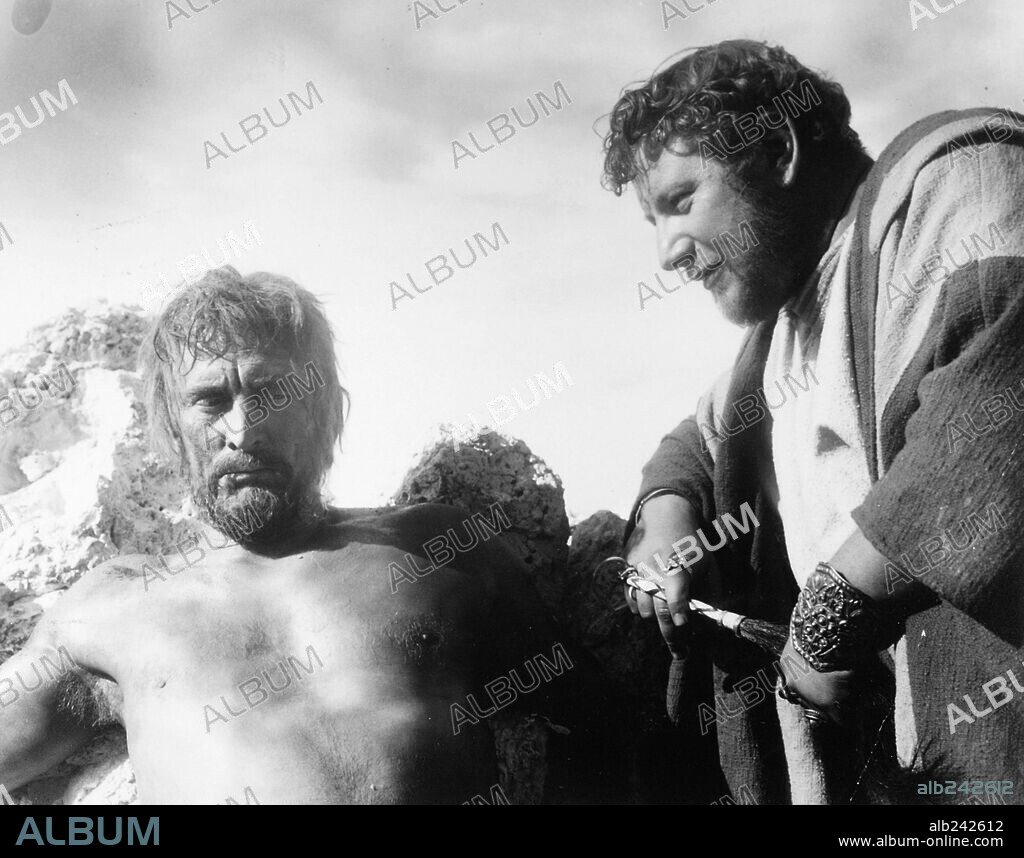 KIRK DOUGLAS und Sir Peter Ustinov. KIRK DOUGLAS und PETER USTINOV in SPARTACUS, 1960, unter der Regie von STANLEY KUBRICK. Copyright BRYNA/UNIVERSAL.