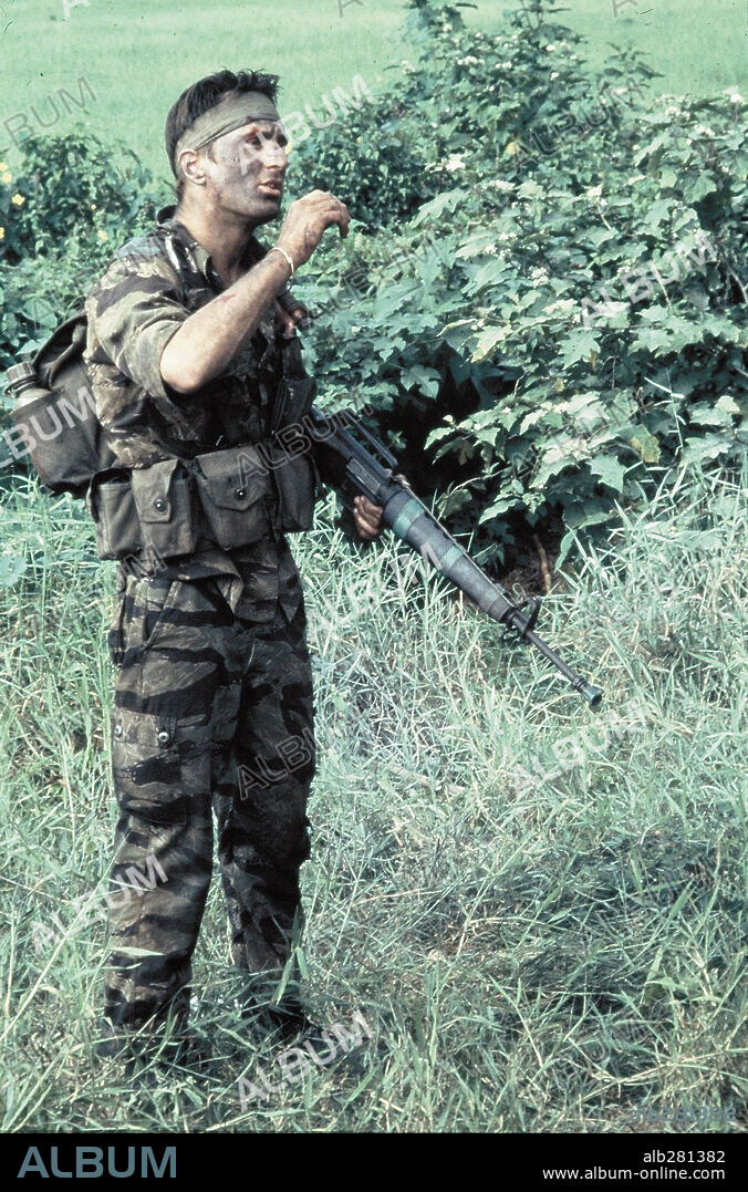 EL CAZADOR, 1978 (THE DEER HUNTER), dirigida por MICHAEL CIMINO. Copyright EMI / UNIVERSAL.