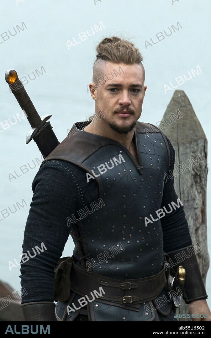ALEXANDER DREYMON dans THE LAST KINGDOM, 2015, réalisé par ANTHONY BYRNE, NICK MURPHY et PETER HOAR. Copyright BBC.