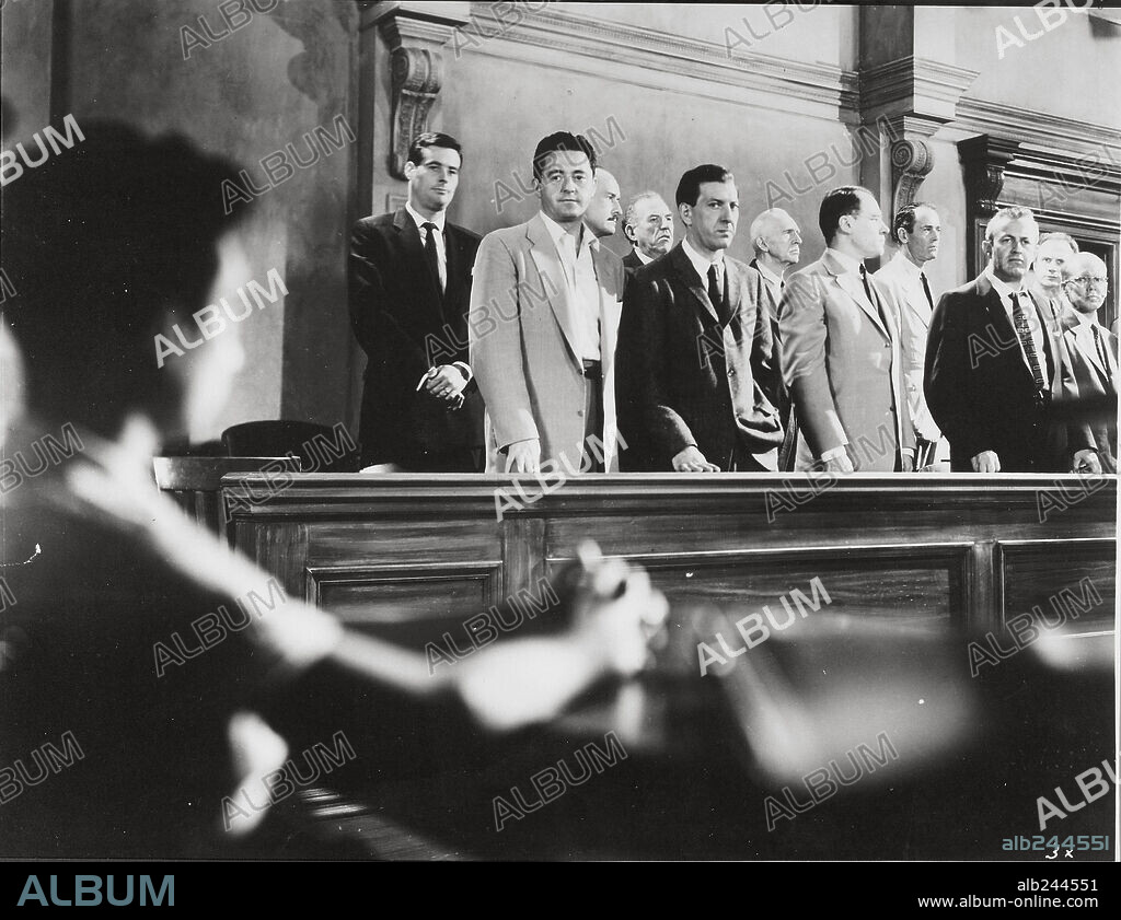 DOCE HOMBRES SIN PIEDAD, 1957 (12 ANGRY MEN), dirigida por SIDNEY LUMET. Copyright UNITED ARTISTS.