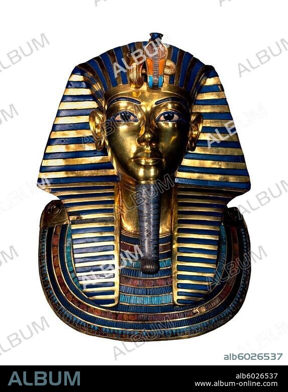 Tutanch-Amun; ägypt.König der 18.Dynastie; um 1346-1337 v.Chr.-Goldmaske aus dem inneren Sarg (Tutanch-Amun mit Kopftuch, Zeremonialbart und den Wappentieren Geier u.Kobra).-Gold, Halbedelsteine, Glas, Höhe 54 cm, Breite 39,5 cm. Aus dem Grabschatz Tutanch-Amuns, Fundnummer 256 A. JE 60672.