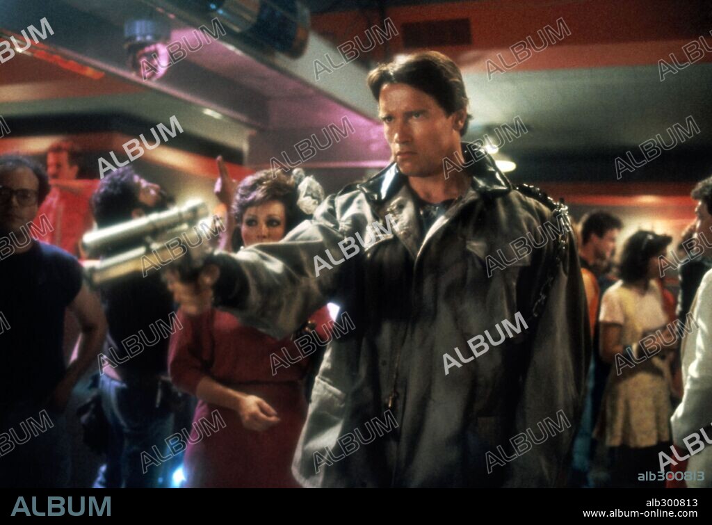 ARNOLD SCHWARZENEGGER in THE TERMINATOR, 1984, unter der Regie von JAMES CAMERON. Copyright ORION PICTURES.