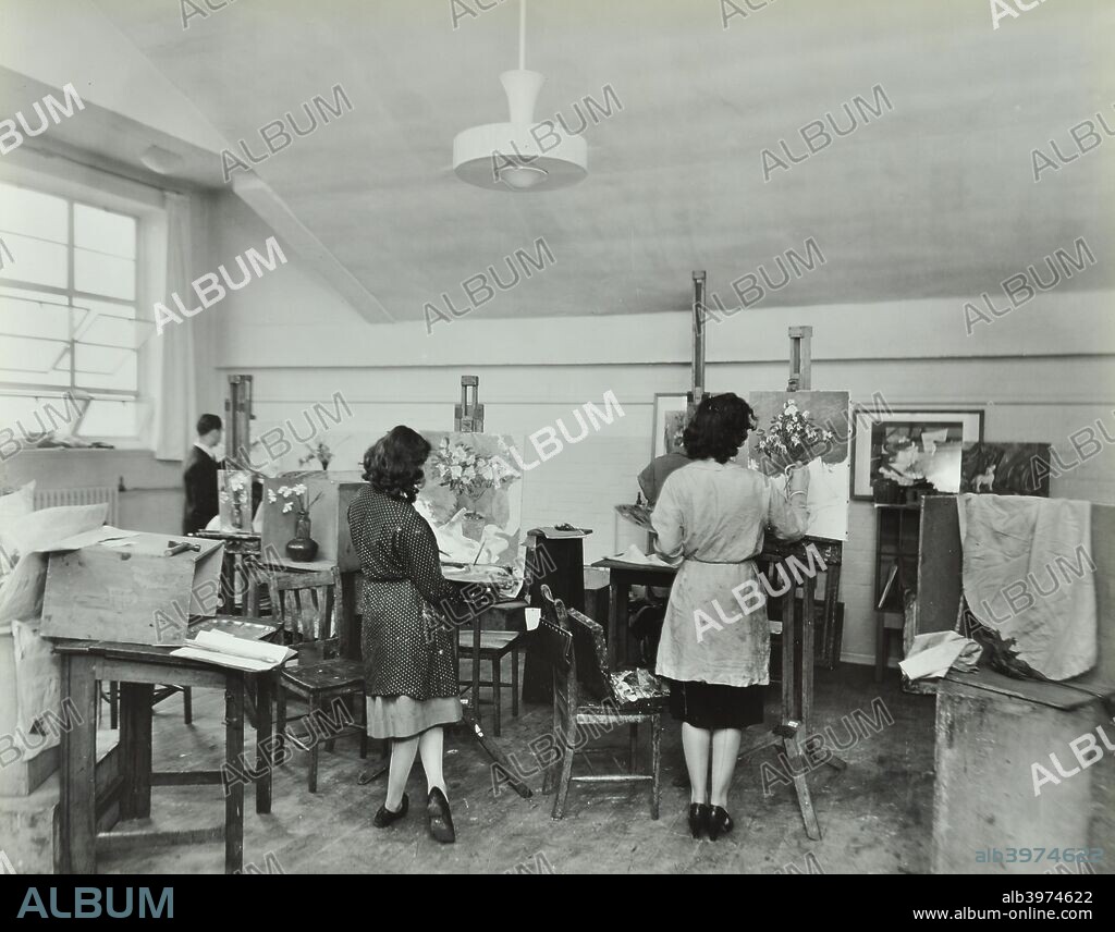 Still life class, Saint Martin's School of Art, London, 1939. Students painting flowers in pots.