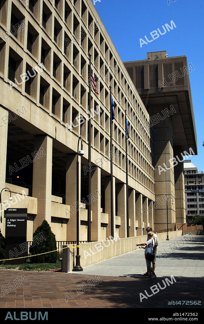 SEDE del F. B. I. (FEDERAL BUREAU OF INVESTIGATION). Vista del exterior. WASHINGTON D. C. Distrito de Columbia. Estados Unidos.