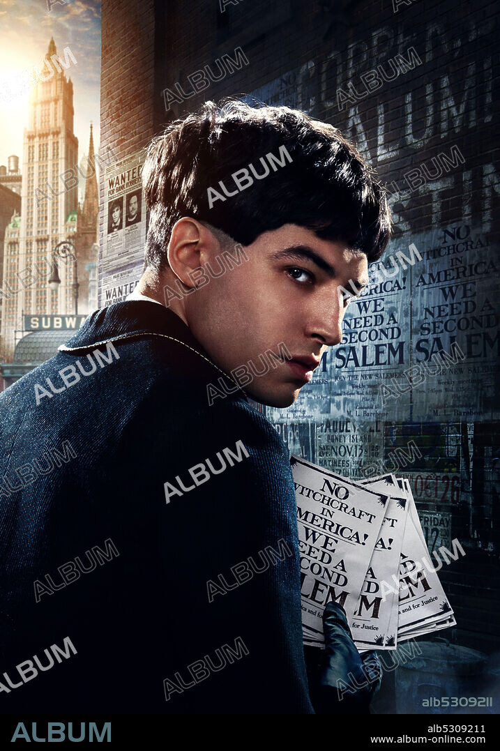 EZRA MILLER in FANTASTIC BEASTS AND WHERE TO FIND THEM, 2016, directed by DAVID YATES. Copyright WARNER BROS PICTURES.