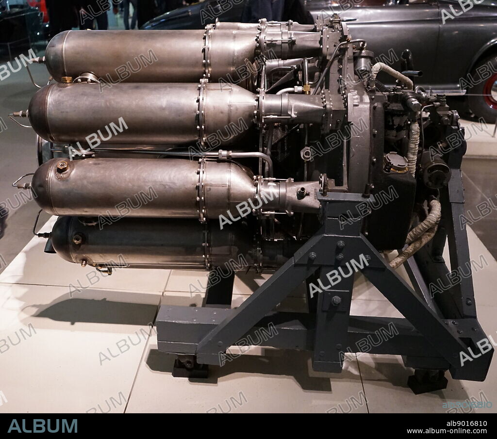 Power Jets W2/700 Jet Engine, a British turbojet engine designed by Frank Whittle and Power Jets (Research and Development) Ltd. Dated 20th Century.