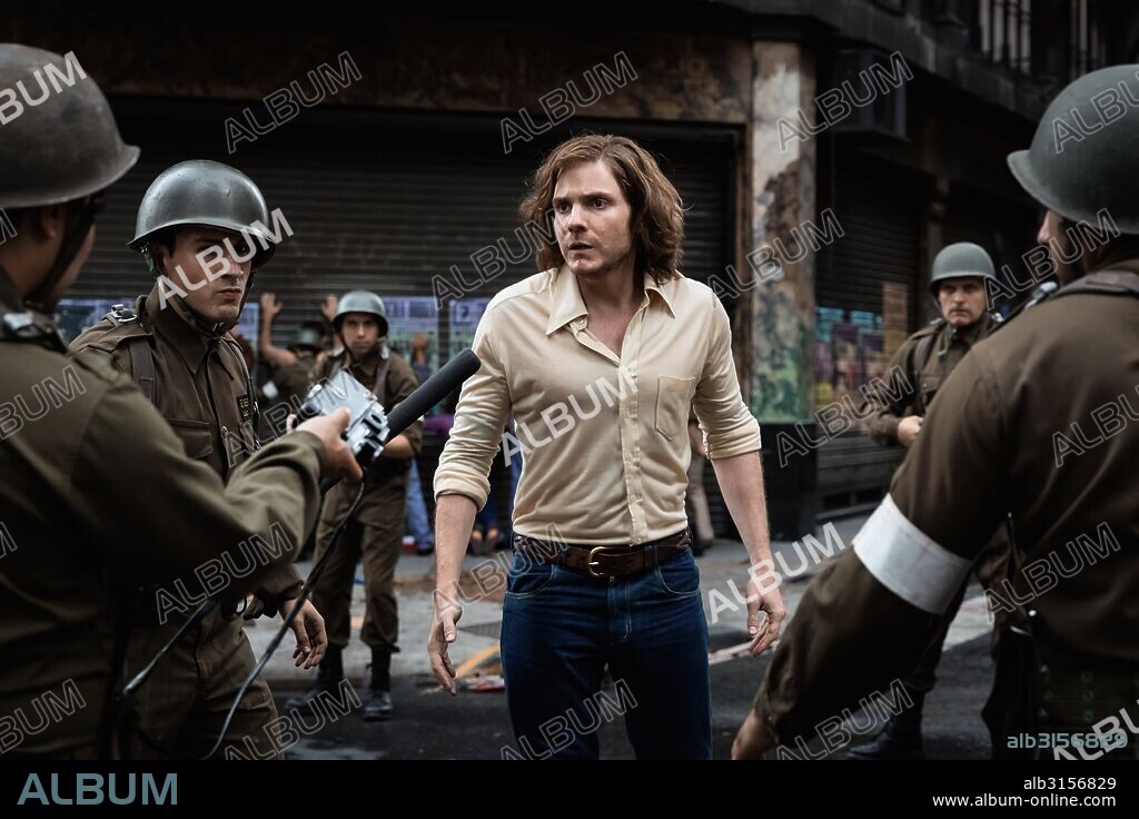 DANIEL BRUHL en COLONIA, 2015, dirigida por FLORIAN GALLENBERGER. Copyright RAT PACK FILMPRODUKTION.