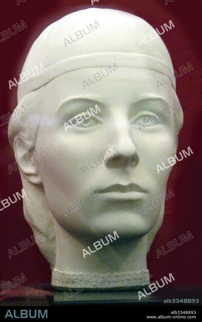 SERGEY ALEXEYEVICH NIKITIN. Elena Glinskaya, Mother of Tsar Ivan the Terrible (Forensic facial reconstruction).