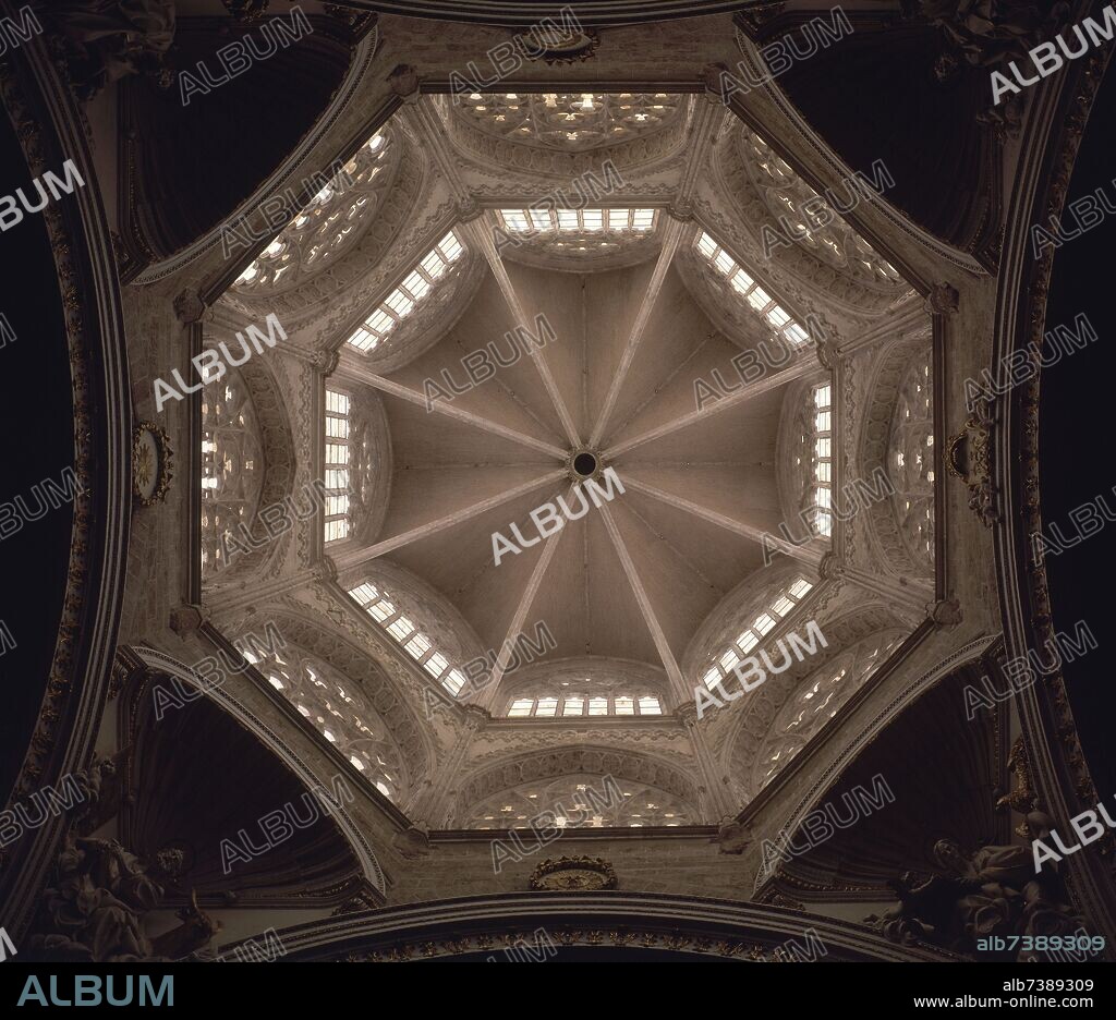 MARTI LLOBET (SIGLO XV). INTERIOR DEL CIMBORRIO DE LA CATEDRAL DE VALENCIA - SIGLO XV - GOTICO VALENCIANO - FOTO AÑOS 80.