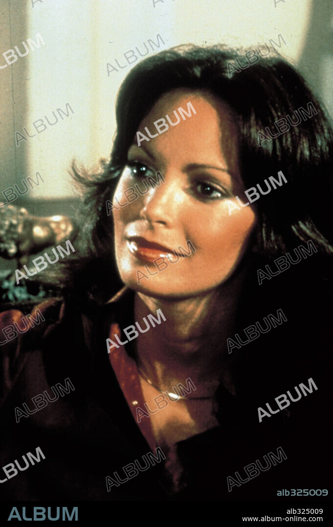 JACLYN SMITH in CHARLIE'S ANGELS, 1976, directed by IVAN GOFF. Copyright SPELLING-GOLDBERG PRODUCTIONS.
