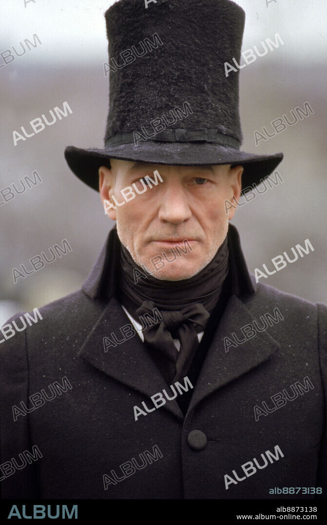 PATRICK STEWART en UN CUENTO DE NAVIDAD, 1999 (A CHRISTMAS CAROL), dirigida por DAVID HUGH JONES. Copyright Hallmark Entertainment.