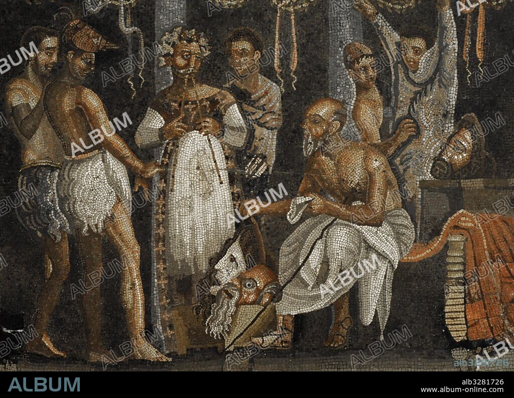 Mosaico de la Casa del Poeta Trágico (VI, 8, 3). Representación de la preparación del drama satírico. Museo Arqueológico Nacional. Nápoles. Italia.
