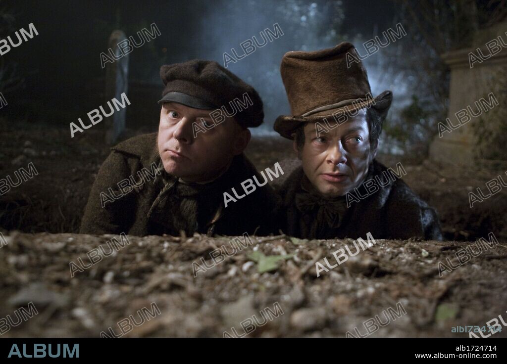 ANDY SERKIS et SIMON PEGG dans BURKE AND HARE, 2010, réalisé par JOHN LANDIS. Copyright EALING STUDIOS.