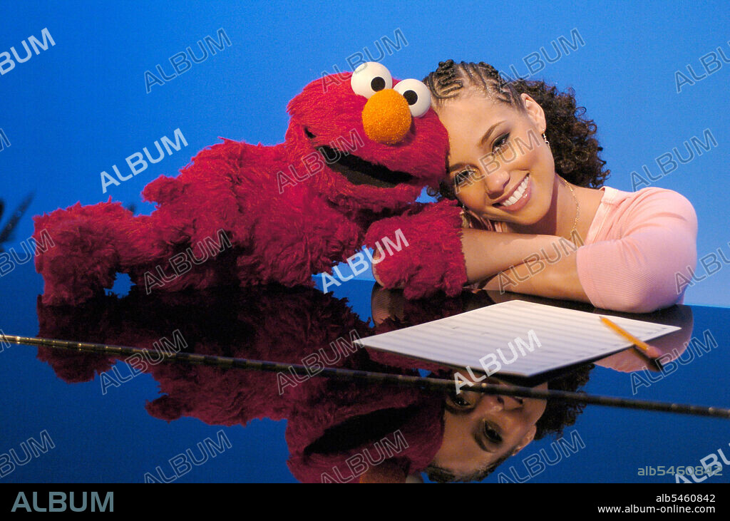 ALICIA KEYS in SESAME STREET, 1969, directed by JIM HENSON and JON STONE. Copyright Children's Television Workshop.