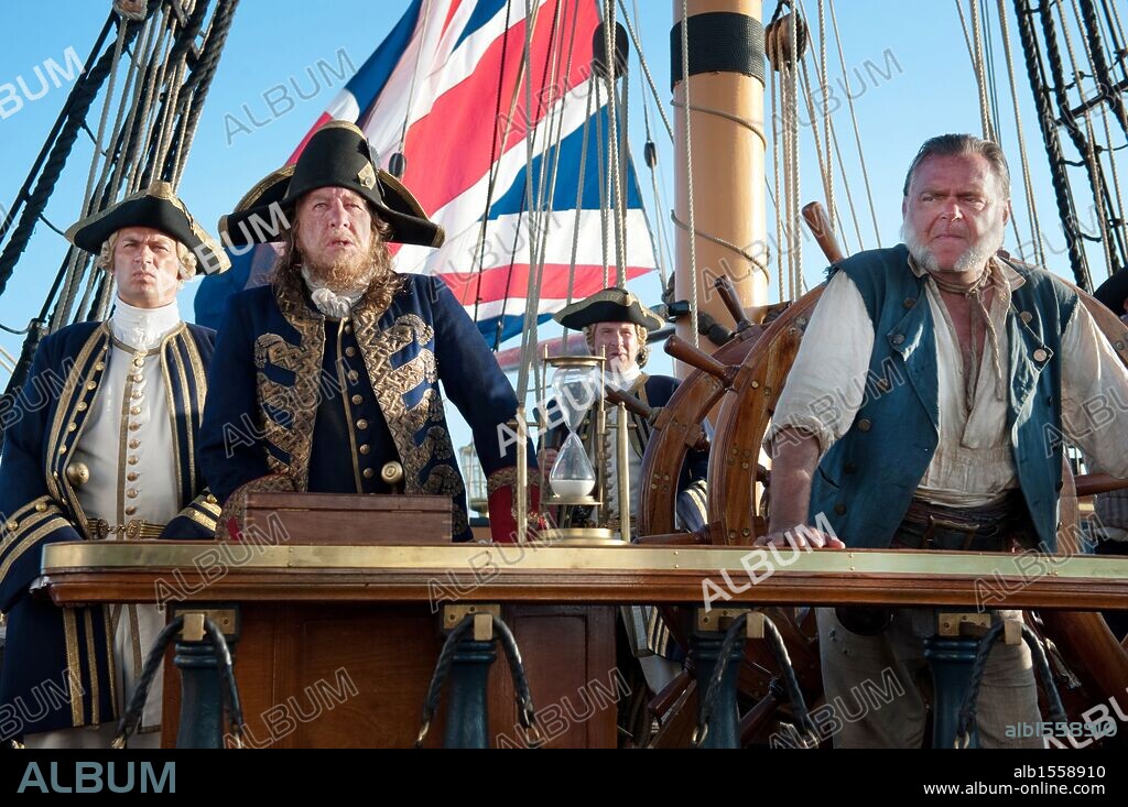 DAMIAN O'HARE, GEOFFREY RUSH, GREG ELLIS and KEVIN McNALLY in PIRATES OF THE CARIBBEAN: ON STRANGER TIDES, 2011, directed by ROB MARSHALL. Copyright WALT DISNEY PICTURES / MOUNTAIN, PETER.