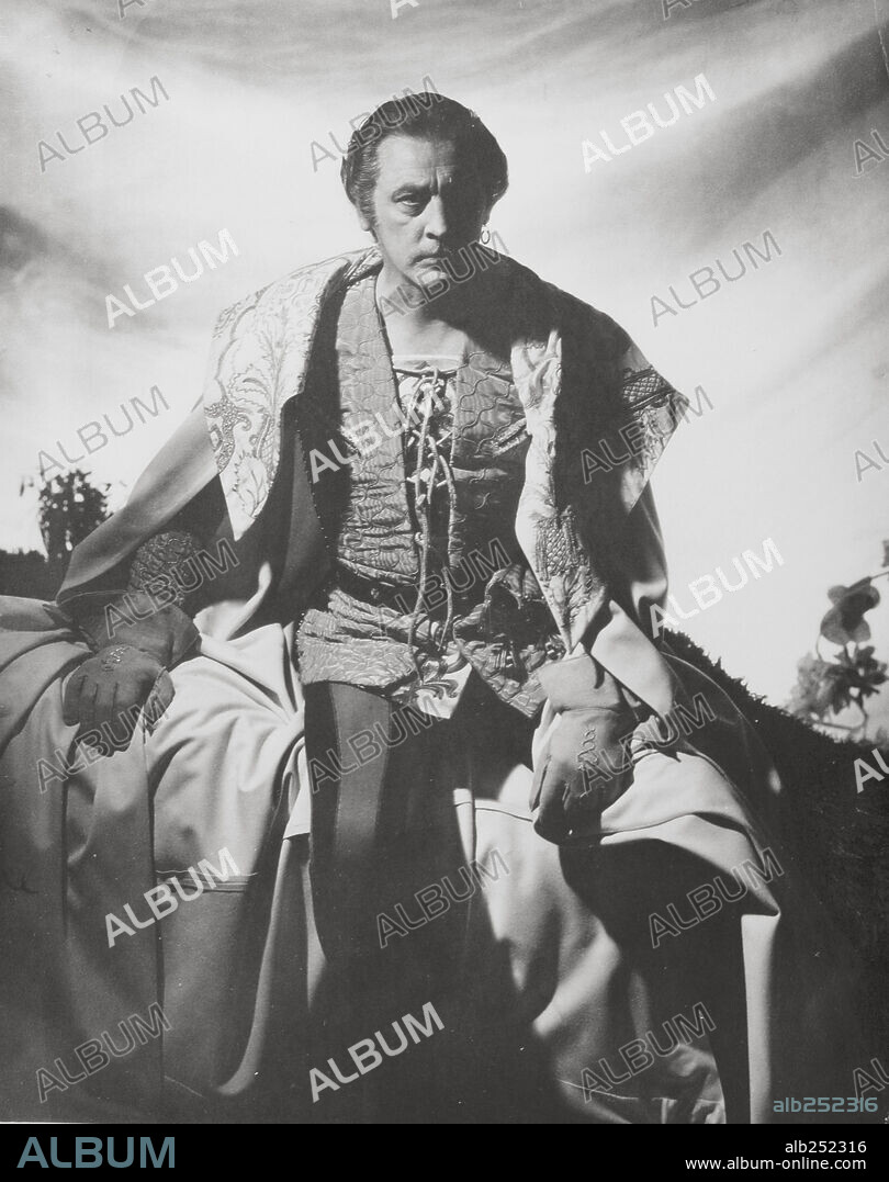 JOHN BARRYMORE in ROMEO AND JULIET, 1936, directed by GEORGE CUKOR. Copyright M.G.M.