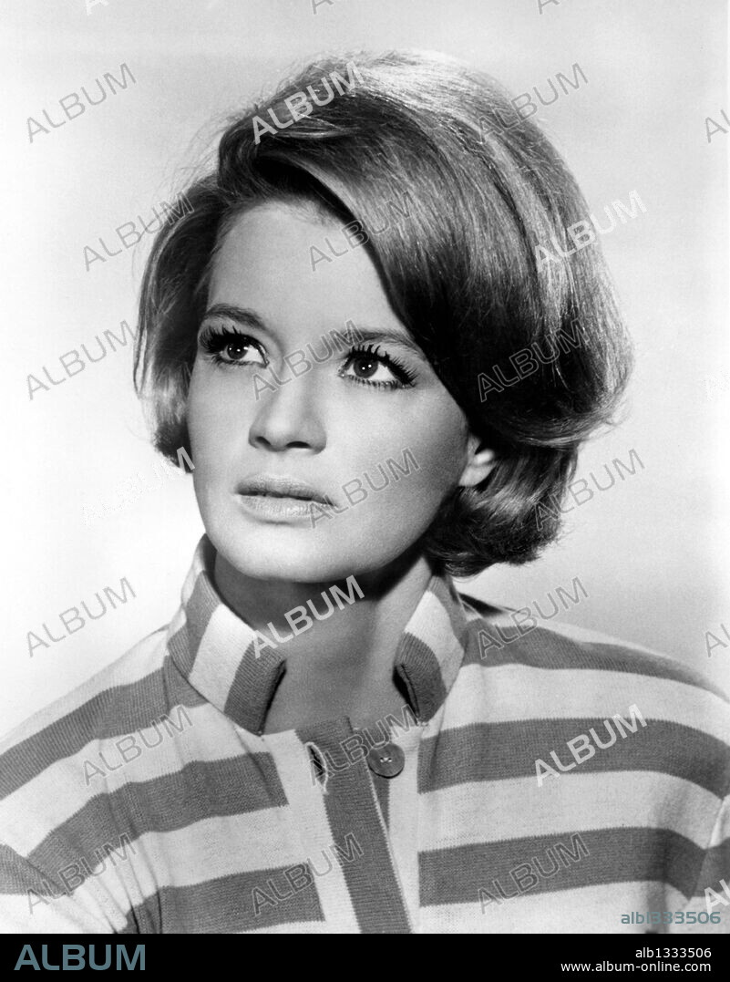 ANGIE DICKINSON en A QUEMARROPA, 1967 (POINT BLANK), dirigida por JOHN BOORMAN. Copyright M.G.M.