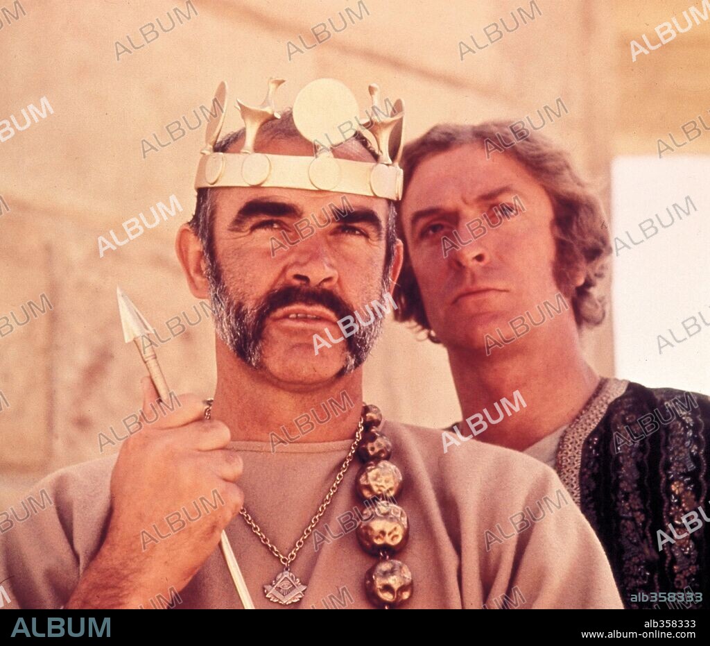 MICHAEL CAINE und SEAN CONNERY in THE MAN WHO WOULD BE KING, 1975, unter der Regie von JOHN HUSTON. Copyright ALLIED ARTISTS.