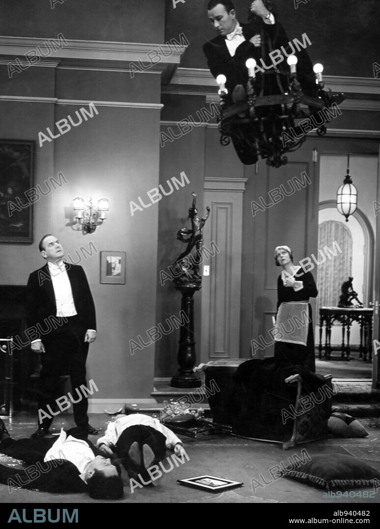 JEAN ARTHUR and ROBERT ARMSTRONG in EX-BAD BOY, 1931, directed by VIN MOORE. Copyright UNIVERSAL PICTURES.