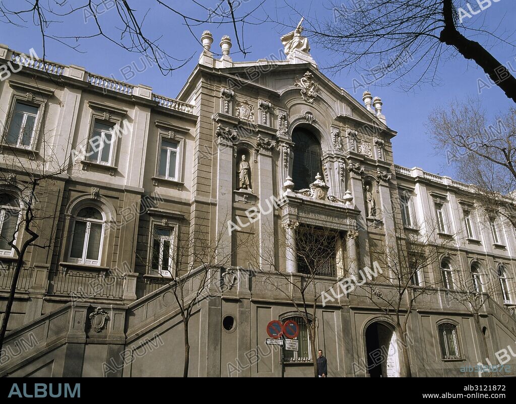 TRIBUNAL SUPREMO. Vista parcial del edificio, construido en el siglo XIX sobre el solar del antiguo monasterio de las Salesas Reales. MADRID. España.