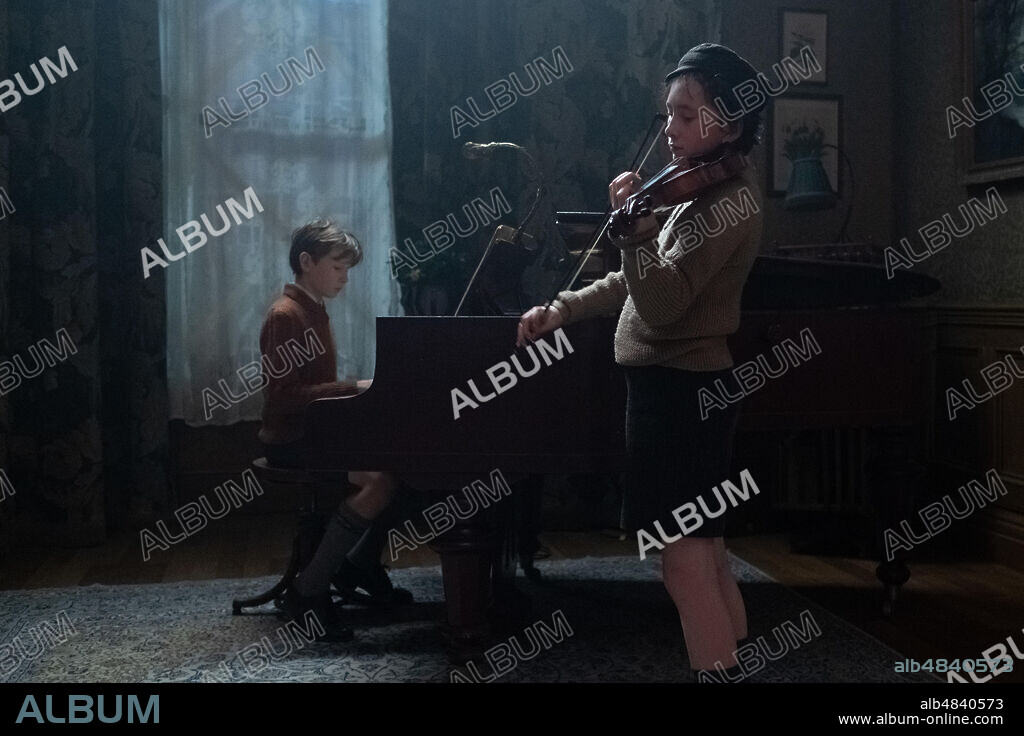 LUKE DOYLE in THE SONG OF NAMES, 2019, directed by FRANÇOIS GIRARD. Copyright SERENDIPITY POINT FILMS.