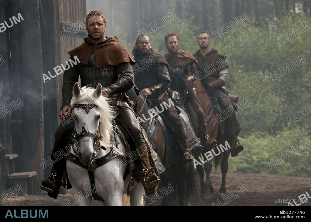 RUSSELL CROWE in ROBIN HOOD, 2010, unter der Regie von RIDLEY SCOTT. Copyright UNIVERSAL PICTURES.