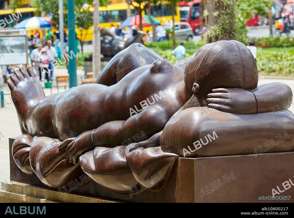 "Venus dormida" Sculpture by Fernando Botero, Palacio de la Cultura, Plaza Fernando Botero, Medellin, Antioquia, Colombia, South America.