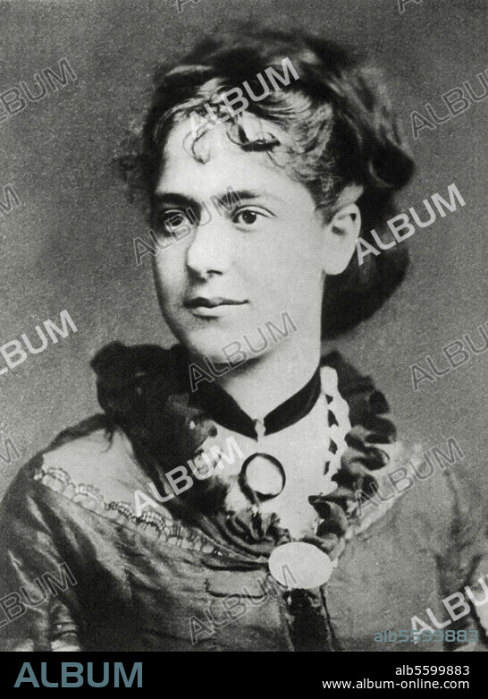 re: Marx, Karl Philosopher and economist, Founder of Marxism. 1818-1883. Eleanor (Tussy) Marx, 1855-1898 (daughter of Karl Marx and Jenny, neé von Westphalen). Photo, c. 1875. Alfortville, Frédéric Longuet Collection.