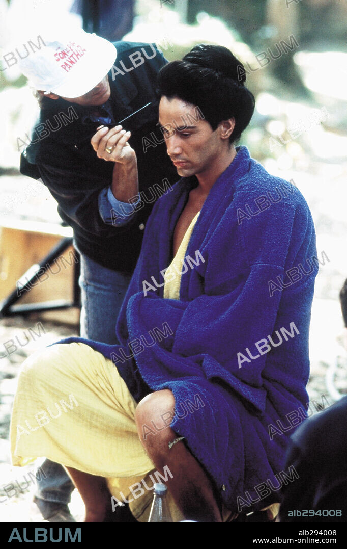 KEANU REEVES in LITTLE BUDDHA, 1993, directed by BERNARDO BERTOLUCCI. Copyright MIRAMAX.