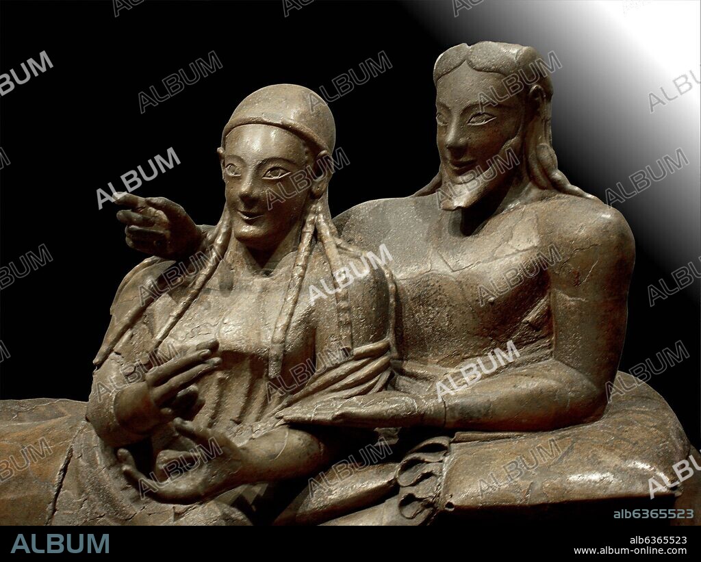 SARCOFAGO DE LOS ESPOSOS - SIGLO VI AC - ESCULTURA ETRUSCA REALIZADA EN TERRACOTA.