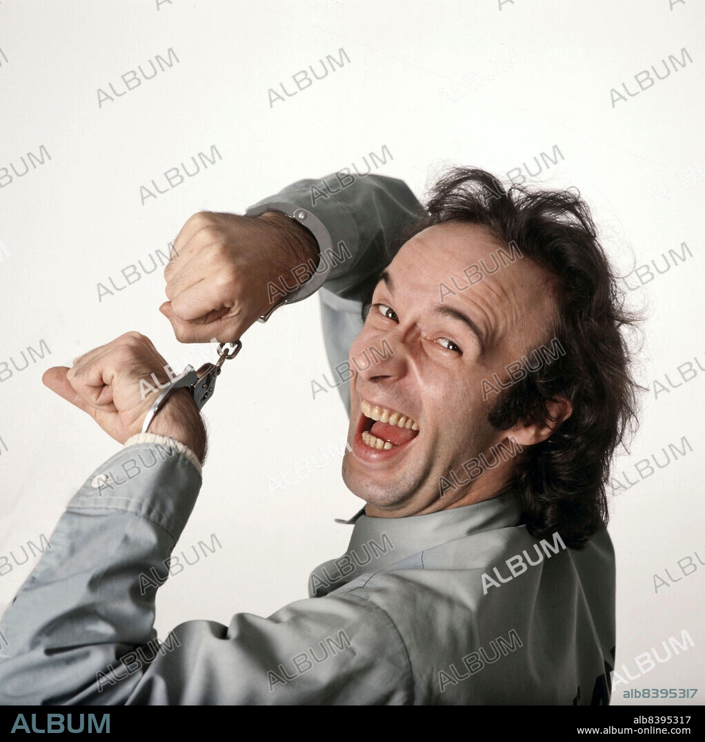ROBERTO BENIGNI en BAJO EL PESO DE LA LEY, 1986 (DOWN BY LAW), dirigida por JIM JARMUSCH. Copyright PALACE PICTURES.