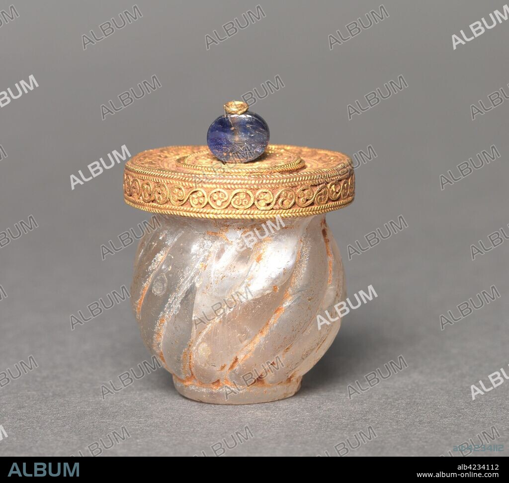 Cosmetic Jar, 500s. Byzantium, early Byzantine period, 6th century. Gold filigree, sapphire, and rock crystal; overall: 3.7 x 2.9 cm (1 7/16 x 1 1/8 in.).