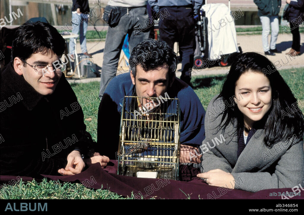 EDUARDO NORIEGA, MIGUEL SANTESMASES and SILVIA ABASCAL in THE YELLOW FOUNTAIN, 1999 (LA FUENTE AMARILLA), directed by MIGUEL SANTESMASES. Copyright MARTINEZ, DANIEL.