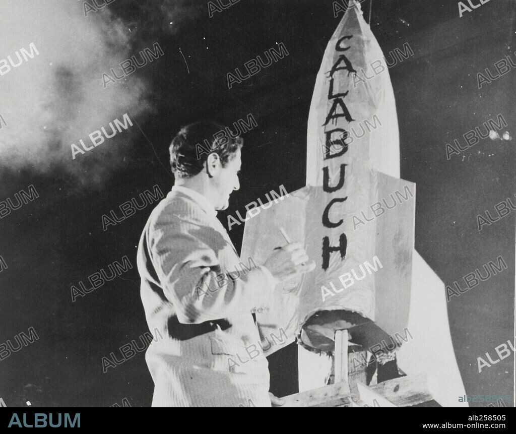 CALABUCH, 1956, dirigida por LUIS GARCIA BERLANGA. Copyright AGUILA FILMS/FILMS COSTELLAZIONE.