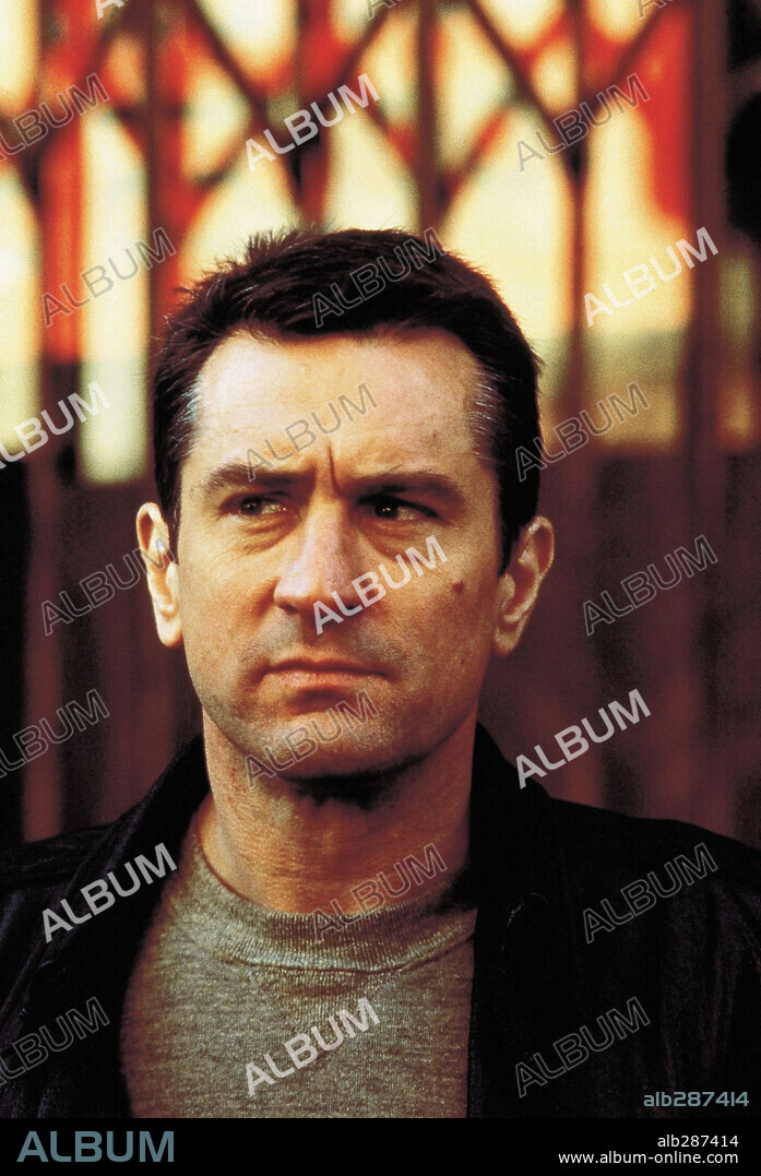 ROBERT DE NIRO en HUIDA A MEDIANOCHE, 1988 (MIDNIGHT RUN), dirigida por MARTIN BREST. Copyright UNIVERSAL PICTURES.