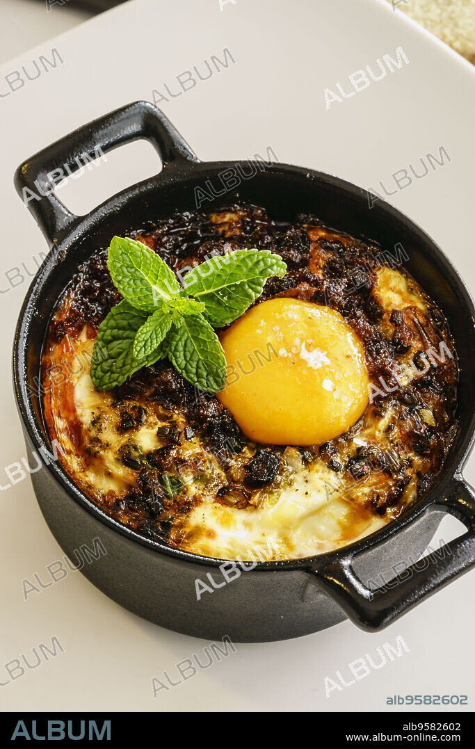 Ous a la Mallorquina - eggs a la mallorquina-, restaurant Sal de Coco, Mallorca, Balearic Islands, Spain.