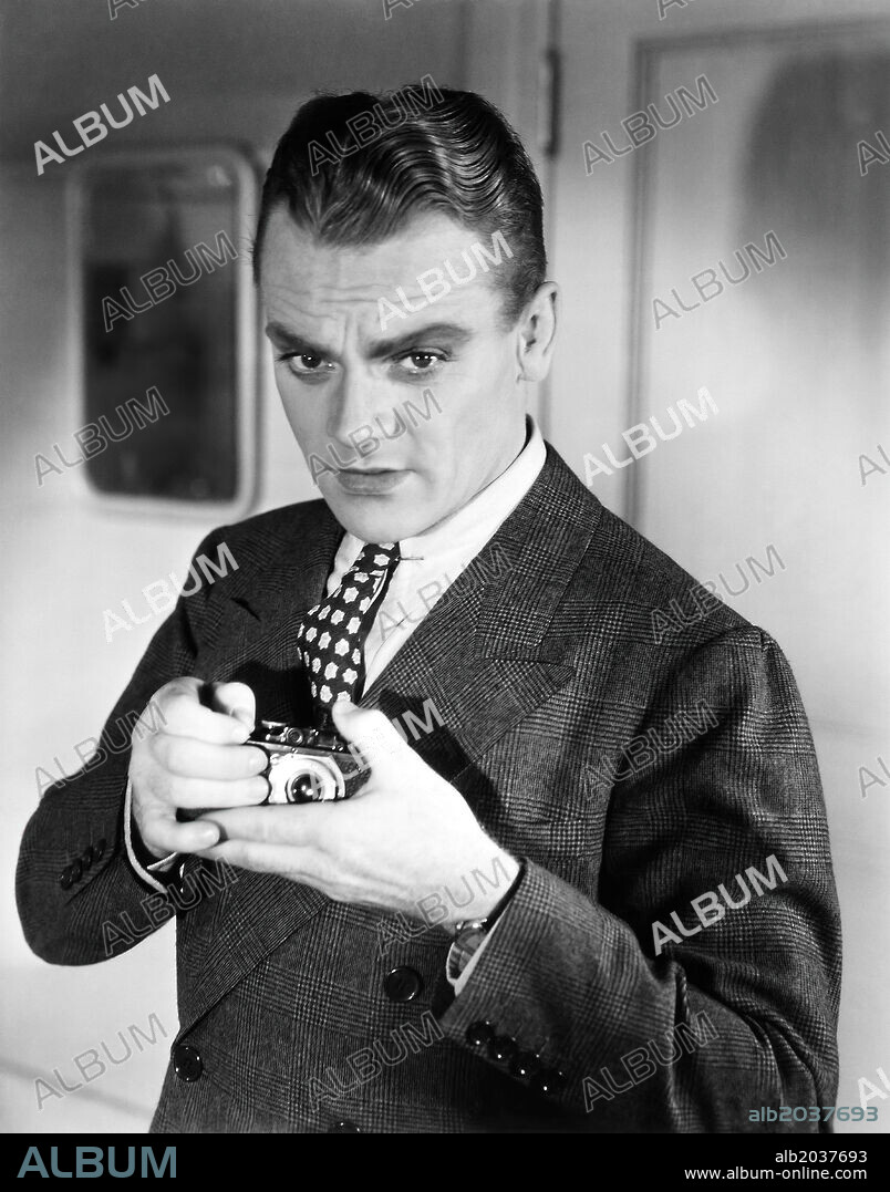 JAMES CAGNEY in PICTURE SNATCHER, 1933, directed by LLOYD BACON. Copyright WARNER BROTHERS.