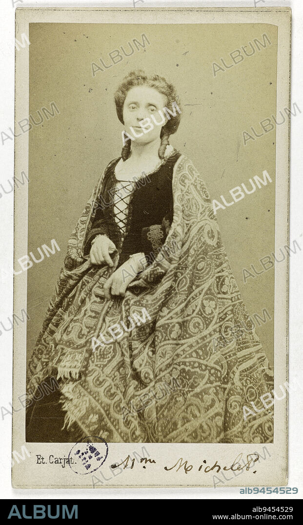 Portrait of Madame Jules Michelet (1826-1899), born Adèle Athénais Mialaret, woman of letters., Carjat & Cie, Photographer, Between 1860 and 1890, 2nd half of the 19th century, Photography, Graphic arts, Photography, Albumen paper print, Dimensions - Work: Height: 9.2 cm, Width: 5.4 cm, Dimensions: Height: 10.5 cm, Width: 6 cm.