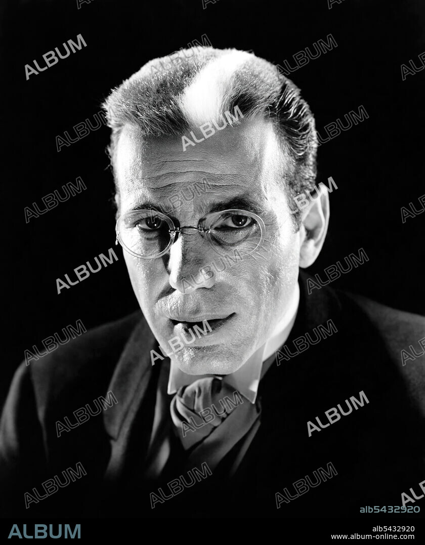 HUMPHREY BOGART in THE RETURN OF DOCTOR X (1939), directed by VINCENT SHERMAN. Copyright WARNER BROS/FIRST NATIONAL.