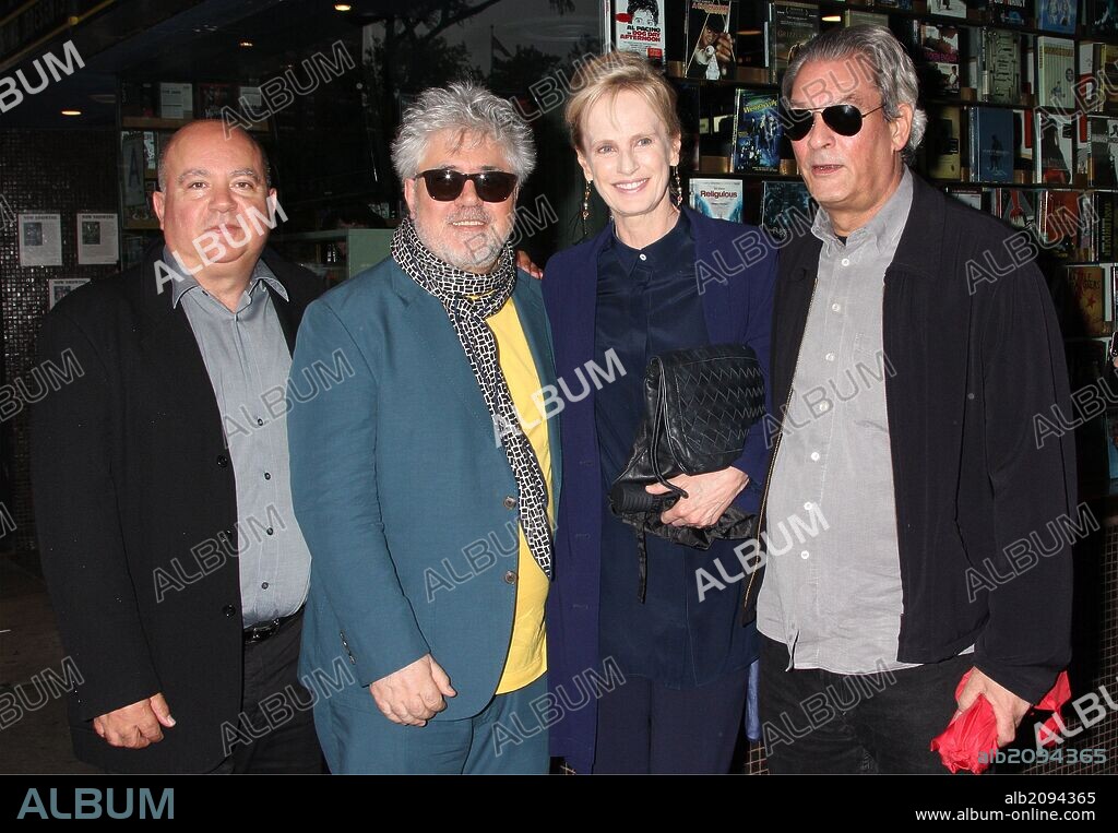 AGUSTIN ALMODOVAR, PEDRO ALMODOVAR, PAUL AUSTER und Siri HUSTVEDT. June 6, 2013 - New York, New York, U.S. - AUGUSTIN ALMODOVAR, PEDRO ALMODOVAR, SIRI HUSTVEDT and PAUL AUSTER arriving at a screening of ''I'm So Excited'' at Sunshine Landmark in New York City on 06-06-2013. 2013. 06/06/2013